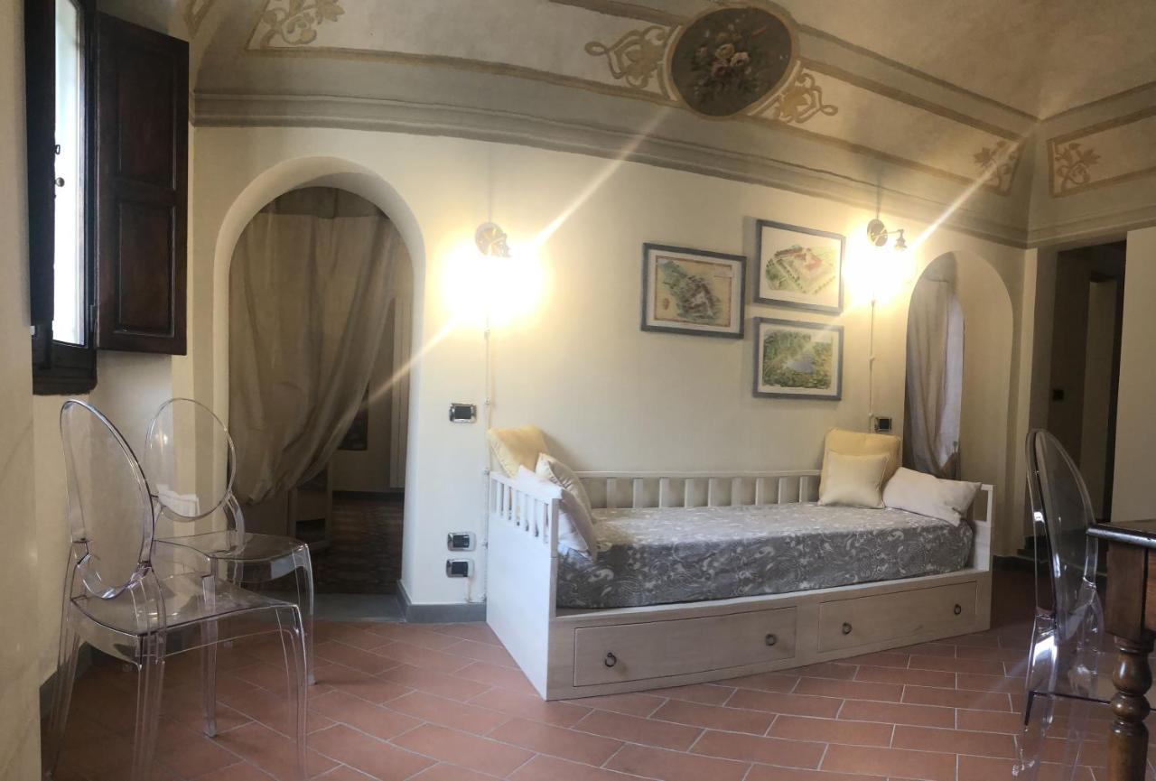 Little Liberty Loft Apartment Barberino di Mugello Bagian luar foto